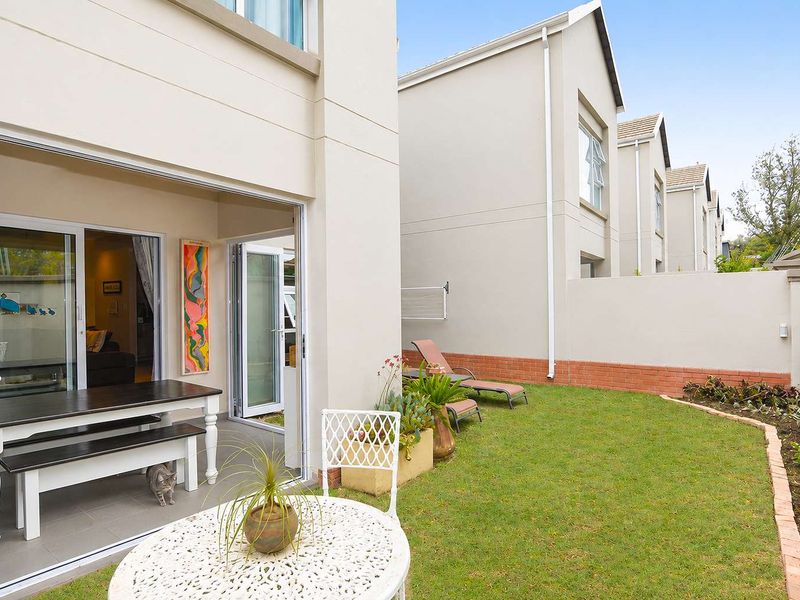 4 bedroom cluster in Bryanston for sale - Photo 4