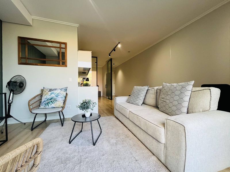 Fully furnished one bedroom, executive apartment for rent at Ellipse - Photo 3