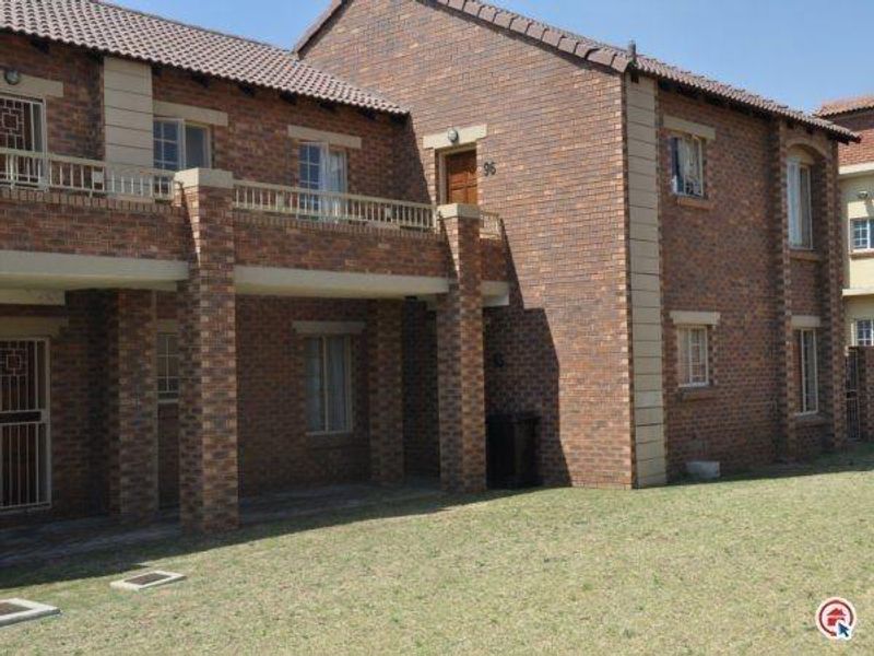 2 bedrooms Apartment in MOOIKLOOF RIDGE - Photo 8