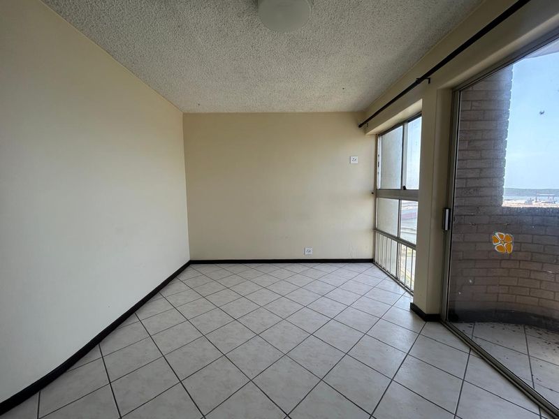 SOLE & EXCLUSIVE | Harbour View Apartment on Victoria Embankment - Photo 8