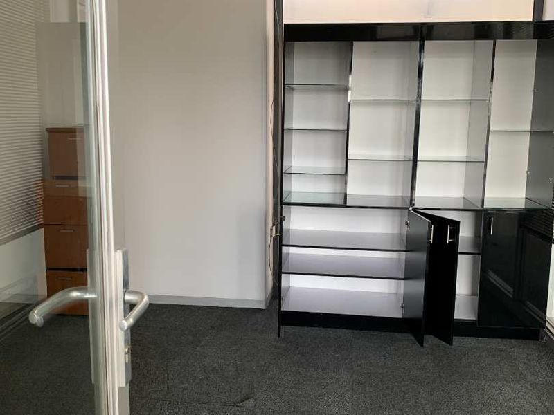 Prime Office Space in Sable Square Centre - Photo 7