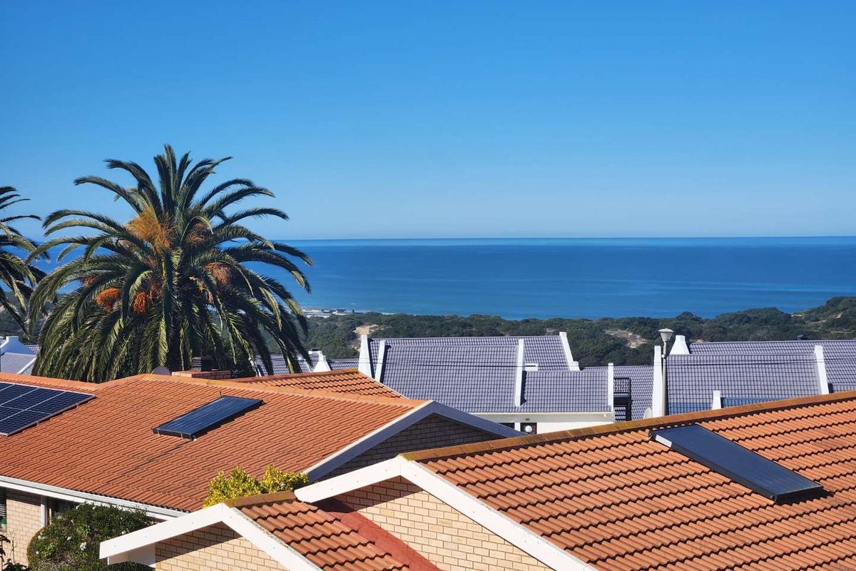 DOUBLE DECK DELIGHT WITH SEA VIEWS - Photo 4