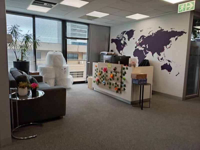 Centrally Located 534sqm Office with Security & Fiber - Photo 7