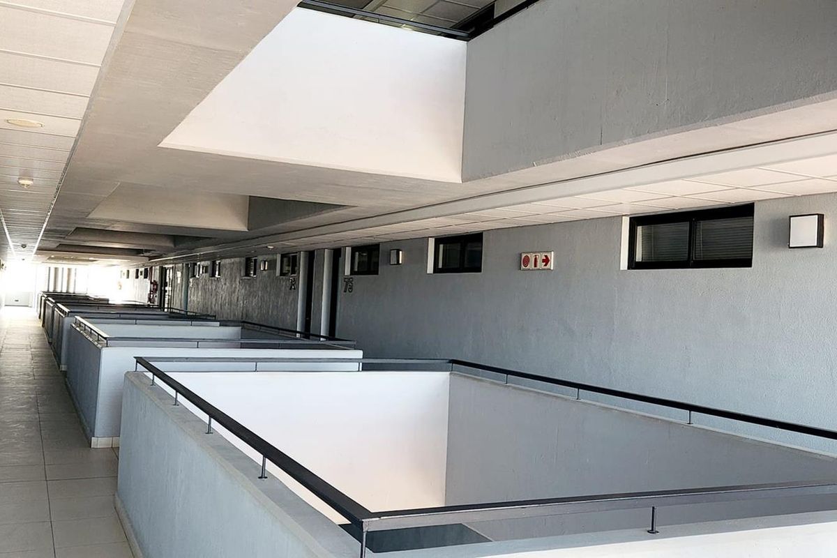 77 On Independence - Photo 3