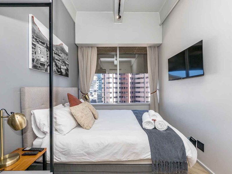 Airbnb Gold in ONE THIBAULT - Photo 10