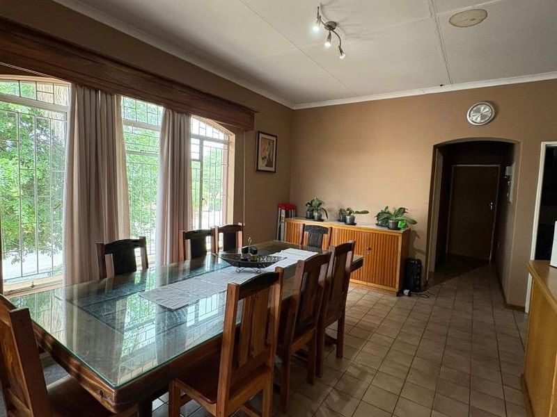 Okahandja- For Sale- N$2 760 000 - Photo 4