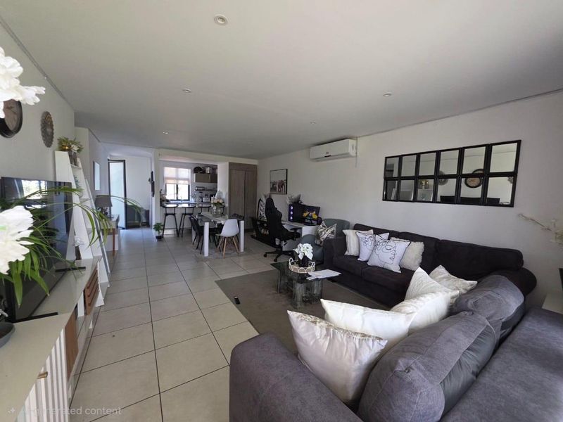 2 Bedroom Apartment at Omeya - Photo 2