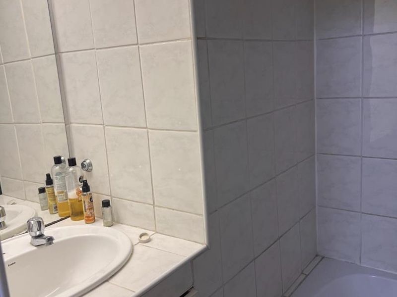 1 Bedroom Apartment / flat to rent in Senderwood - Photo 9