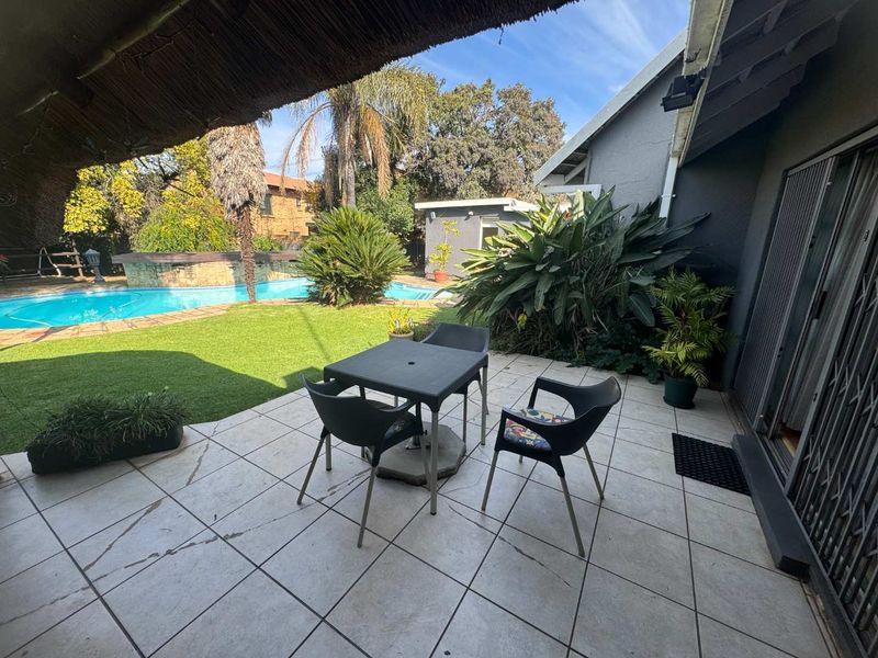 Large Family Home for Sale in Randhart - Photo 3