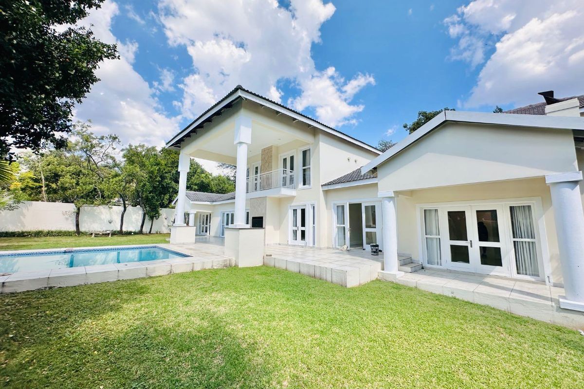 5 Bedroom House to Rent in Dainfern Golf Estate - Photo 3