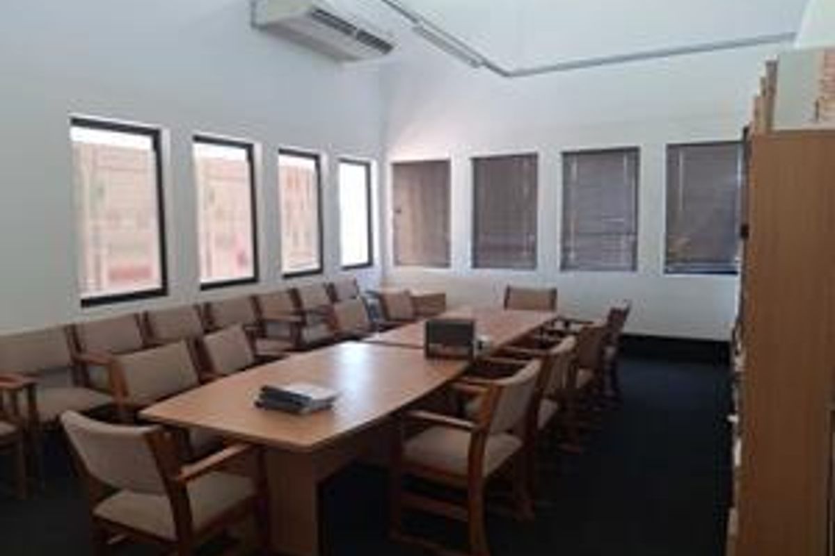 Office To Let - Agra Hyper - Photo 2