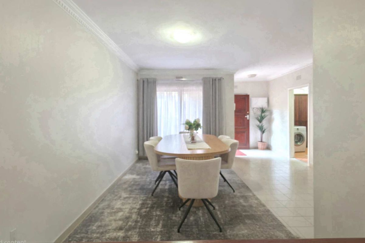 Perfect Location, Perfect space – 3 Bedroom Sandton Townhouse with Private Swimming Pool and Garden - Photo 4