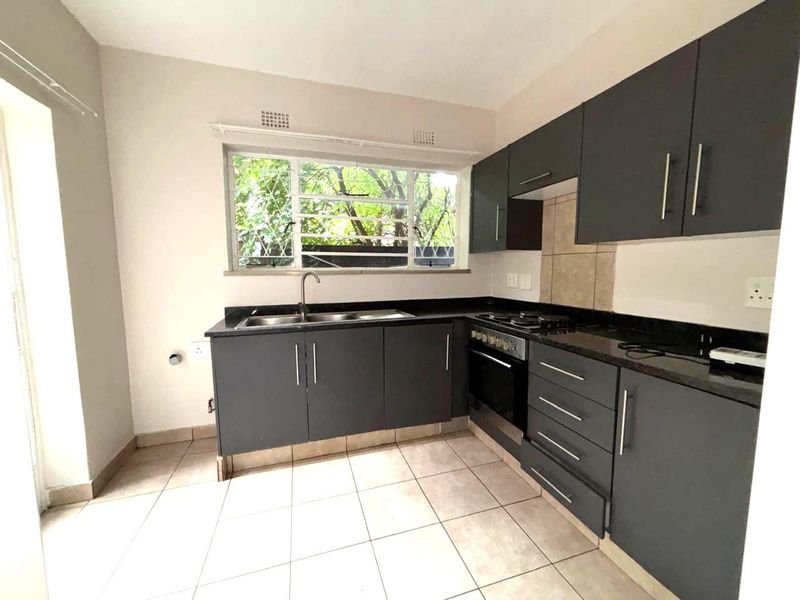 3 Bedroom 2 Bathroom Simplex For Sale in Bramley Park - Photo 3