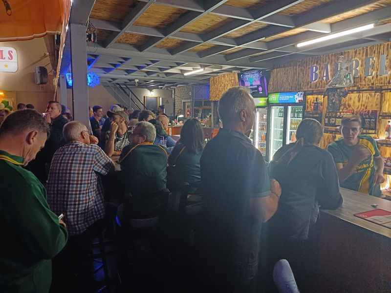 BUSINESS INCLUDE BAR AND RESTAURANT AND SLOT MACHINES.ENDLESS POTENTIAL. REED BELOW. - Photo 9