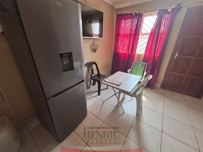 Property #2564257, Townhouse For Sale in Kuisebmond