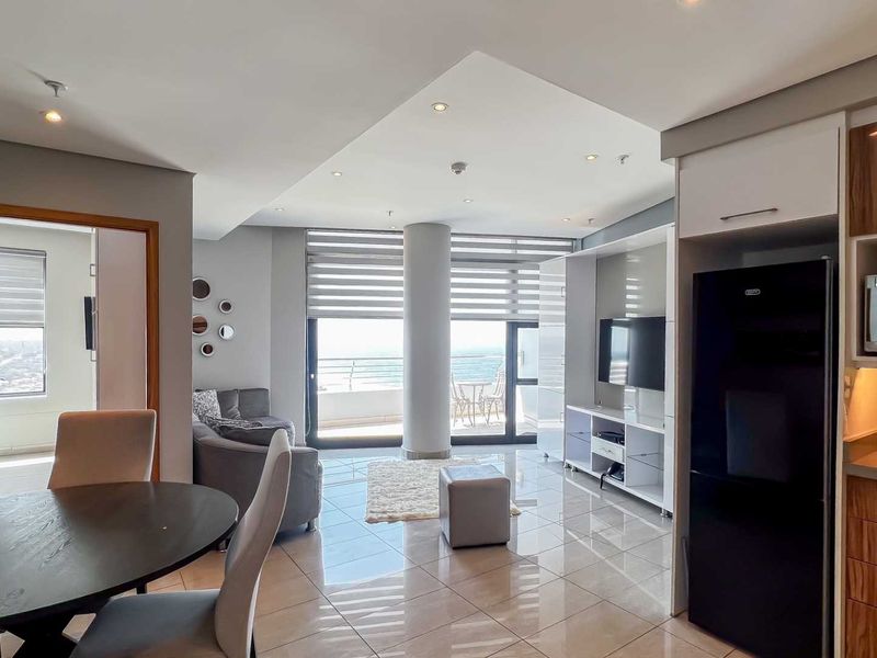 2 BEDROOM | 2 BATHROOM APARTMENT - Photo 4