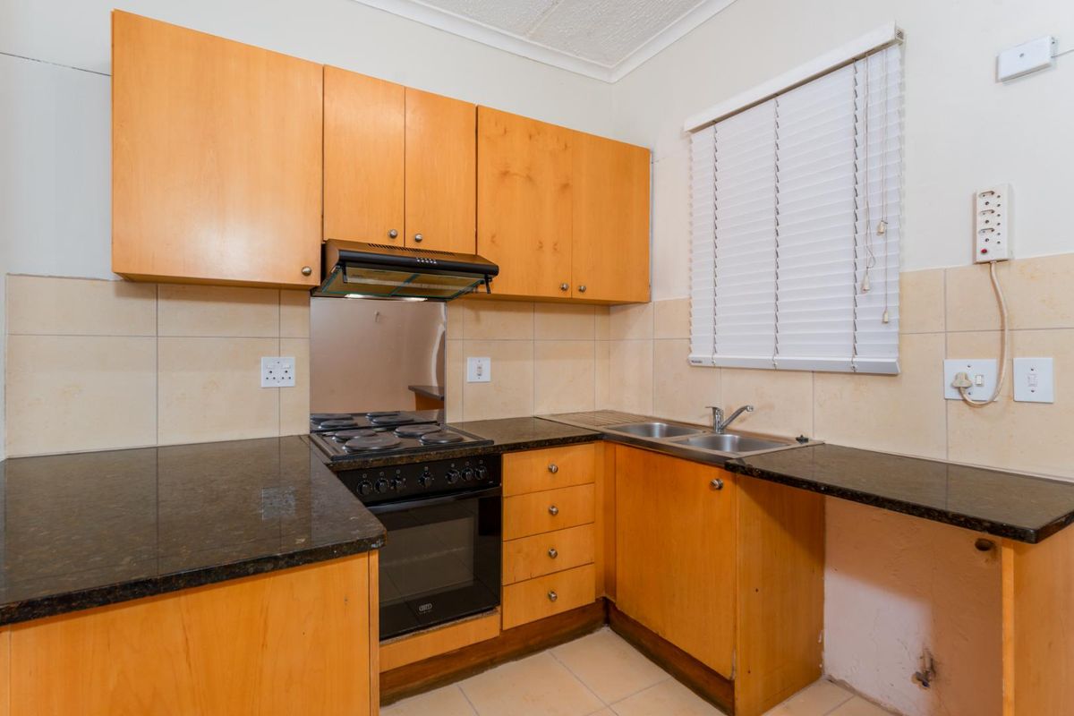 Ideal for First-Time Buyers or Investors - Photo 2
