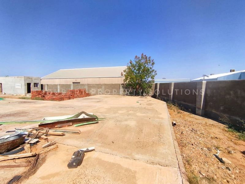 WELL-LOCATED BUSINESS ERF FOR SALE IN MARIENTAL SOUTH – EASTERN SIDE - Photo 5