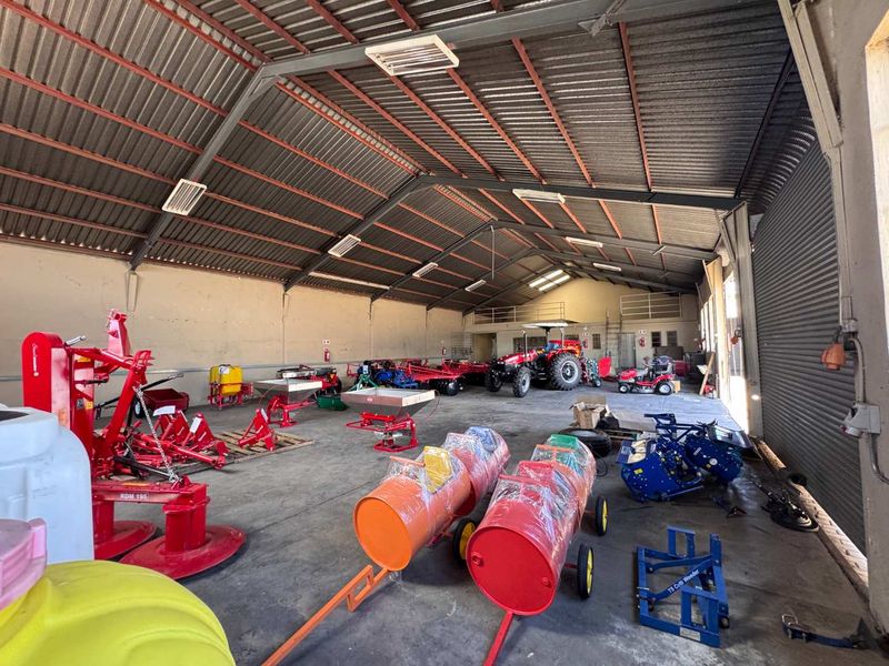 Warehouse To Let In Northern Industrial NAD 75 000 Excluding VAT - Photo 7