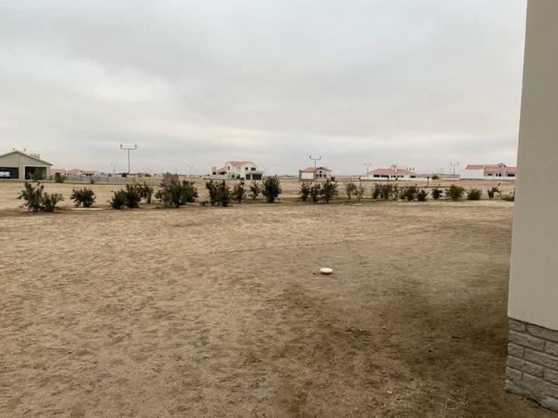 🏡 1-Bedroom House for Sale – Heritage Hill, Swakopmund  Asking Price: N$ 1,350,000 (excl. costs)   Location: Heritage Hill, approx. 9 km from Swakopmund CBD - Photo 6