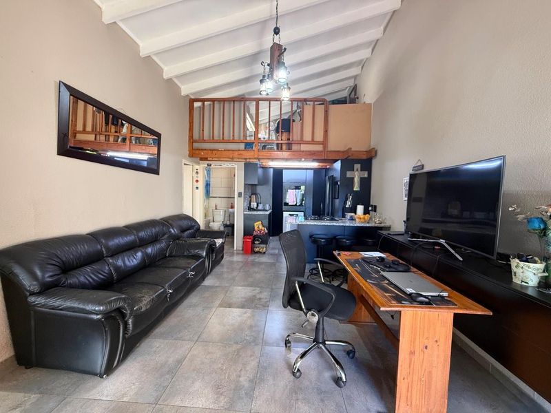 Family friendly Haven with space to grow and entertain - Photo 4