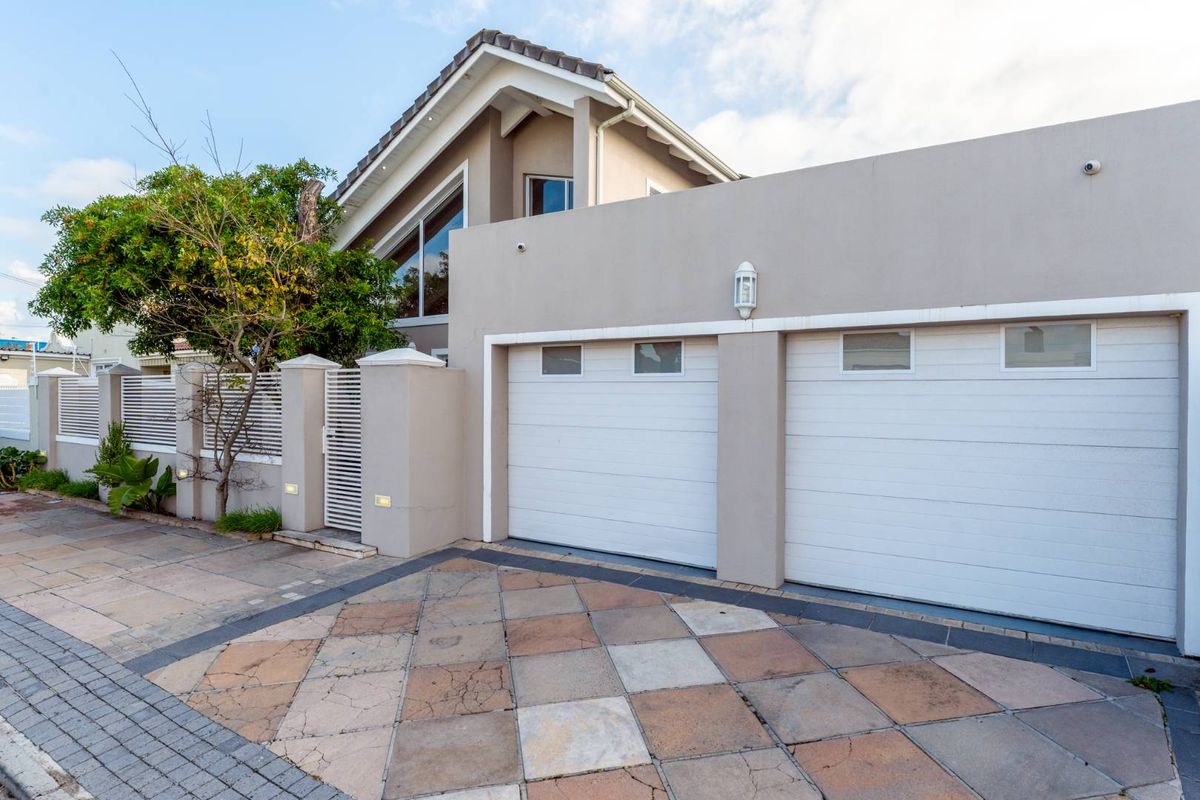 4 Bedroom House In Lansdowne - Photo 2