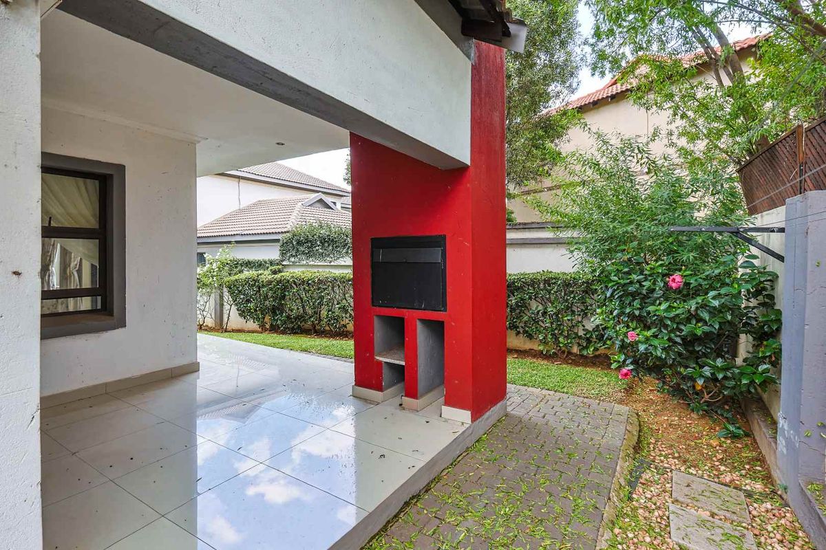 Prime 3 Bedroom Home in Exclusive Pretoria East Estate - Photo 3