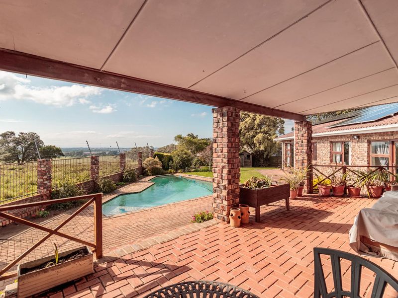 Where Timeless Family Living Meets Uninterrupted Views - Photo 7