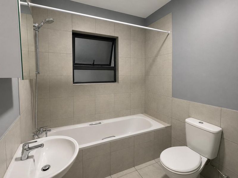 2 Bedroom Apartment For Sale in Parklands East - Photo 10
