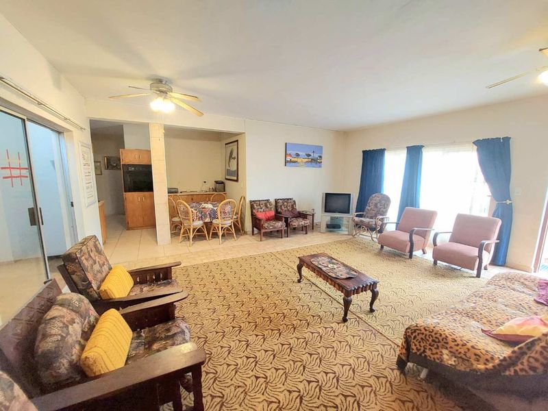 10 Bedroom Beachfront Home Fully Furnished - Photo 5