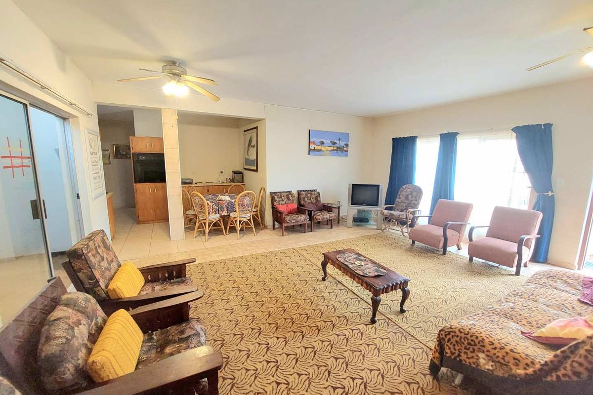 10 Bedroom Beachfront Home Fully Furnished - Photo 5