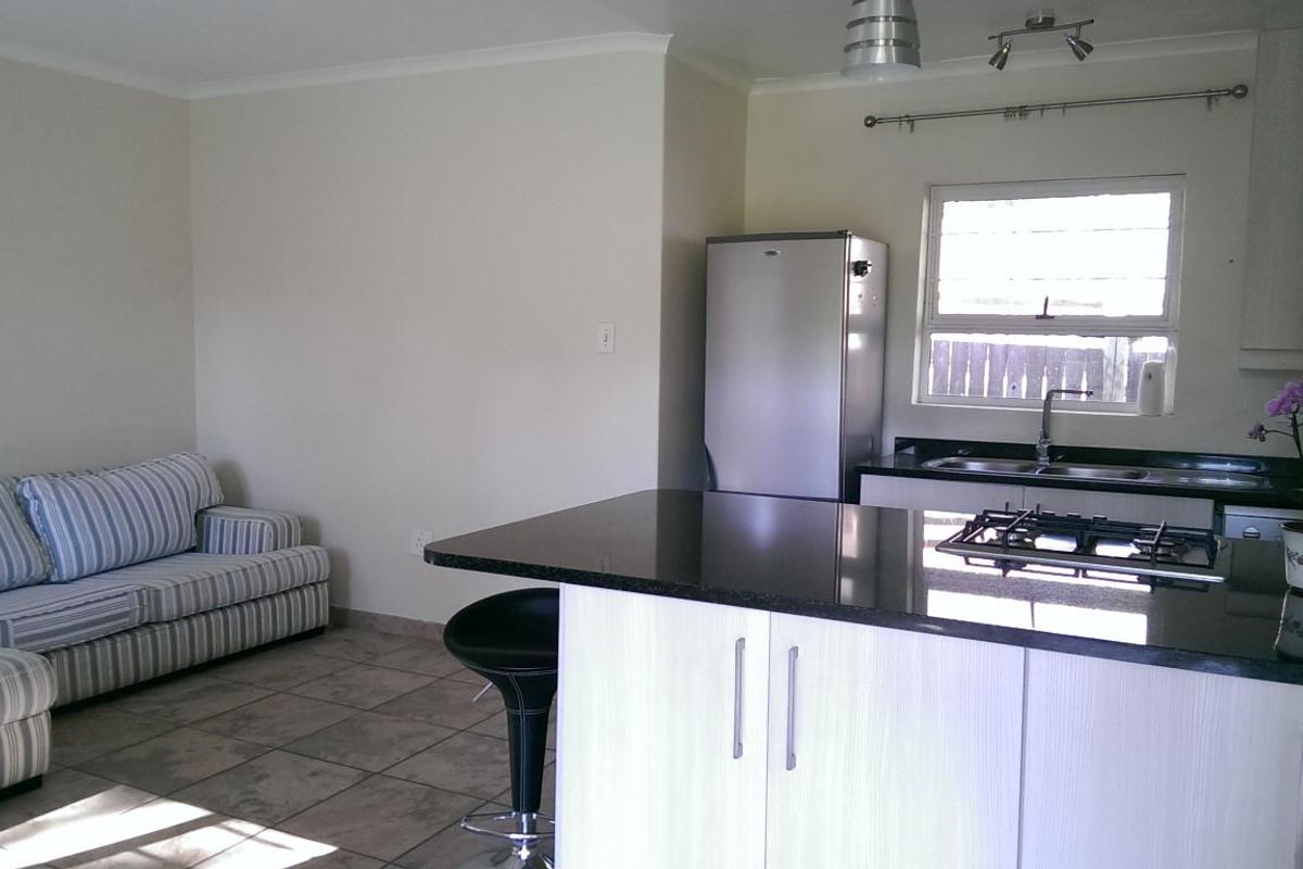 1 BEDROOM COTTAGE TO RENT IN CRAIGHALL - Photo 2