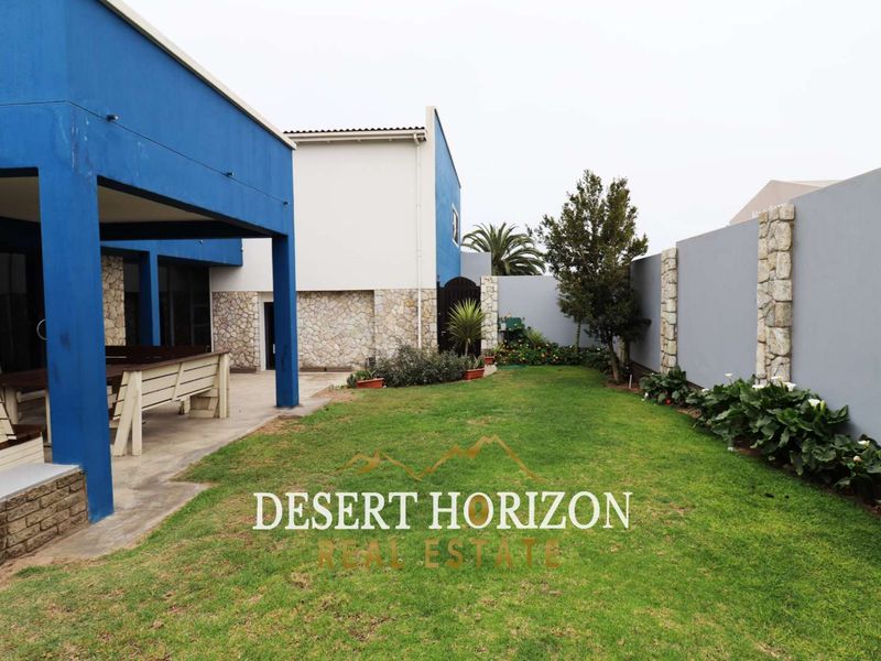 Swakopmund,Ocean View  | Spacious Family Home - Photo 4
