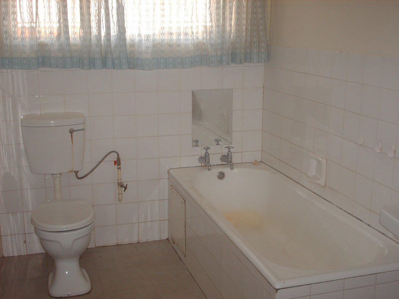 One Bedroom Flat, Three Rivers, Vereeniging - Photo 8