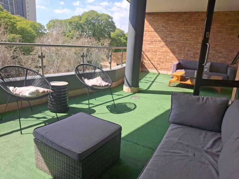 A MAGNIFICENT THREE BEDROOM FURNISHED APARTMENT - Photo 5