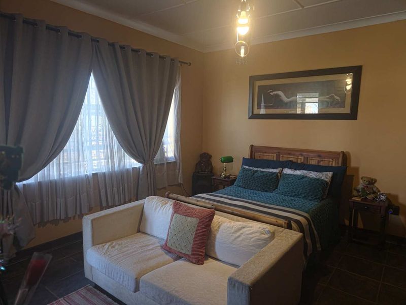 4 Bedroom Property in Florentia Alberton! - Photo 4