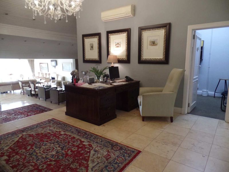 Guesthouse in Groenkloof offering amazing views - Photo 6