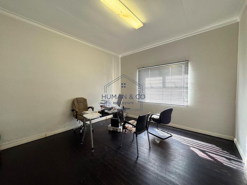 LOCAL BUSINESS ZONED PROPERTY - Photo 5