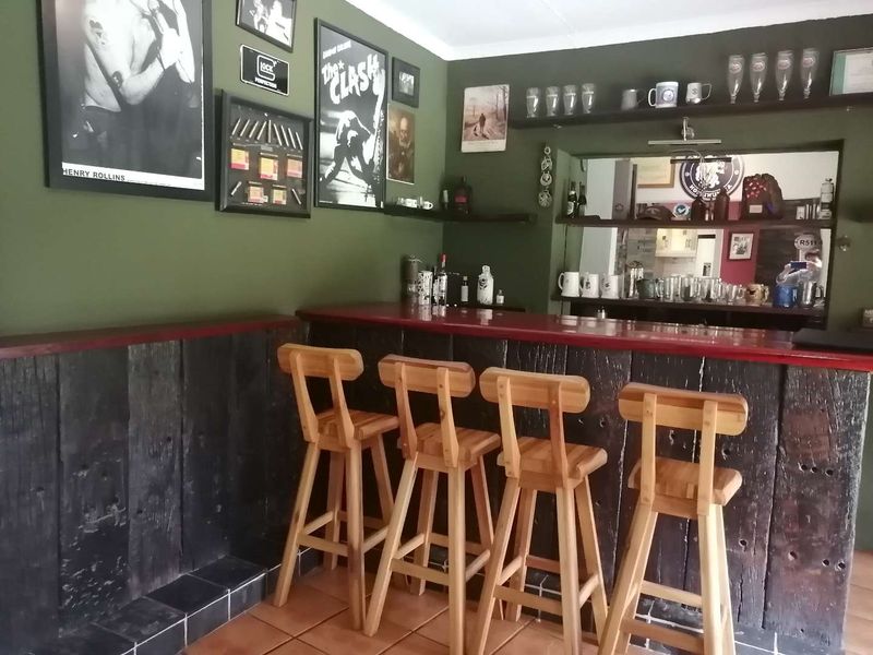 Well priced property in soon to be enclosed area North of Kingfisher Avenue - Photo 4