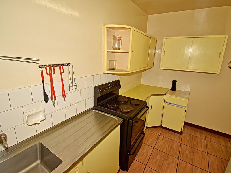 Ground Floor Apartment - Photo 9