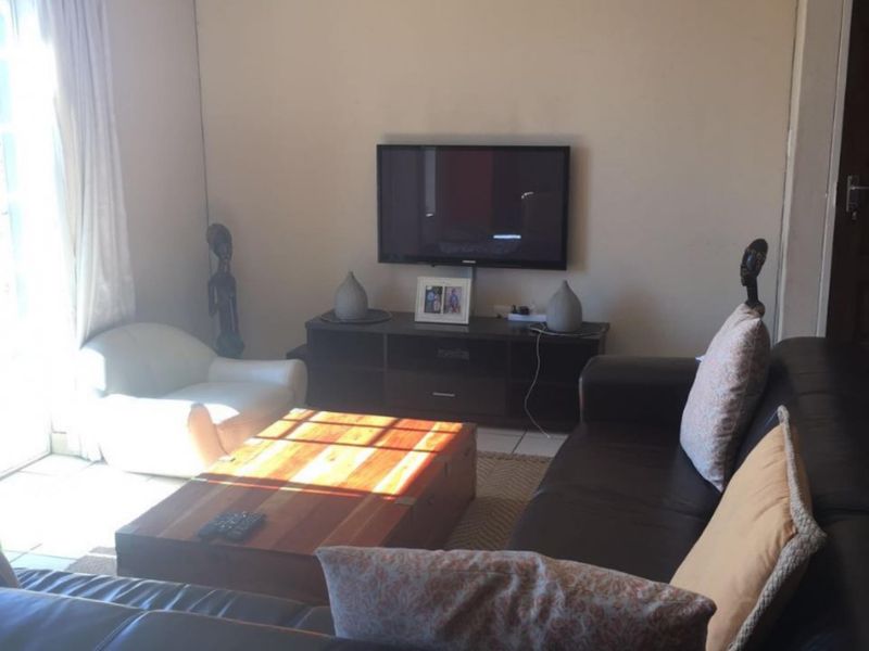2 bedrooms Townhouse for sale in NORKEM PARK EXT 2 - Photo 8