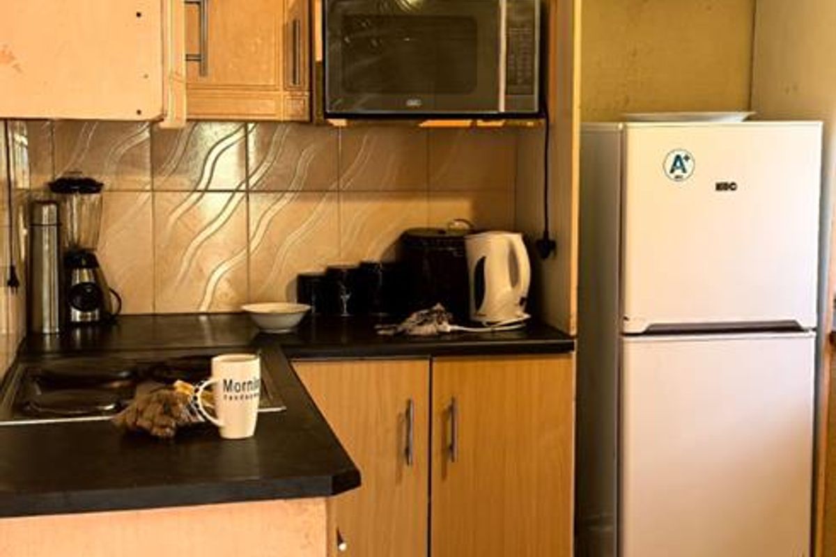 2 bedrooms house for sale in Soshanguve UU - Photo 4