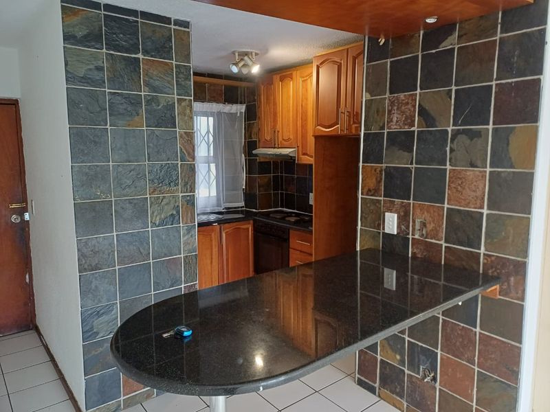 Modern Comfort Meets Easy Living – Your Perfect Apartment Awaits! - Photo 3