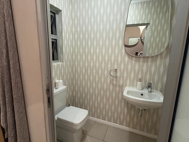 Retail Space for Sale – Prime Location in Sam Nujoma Street - Photo 4