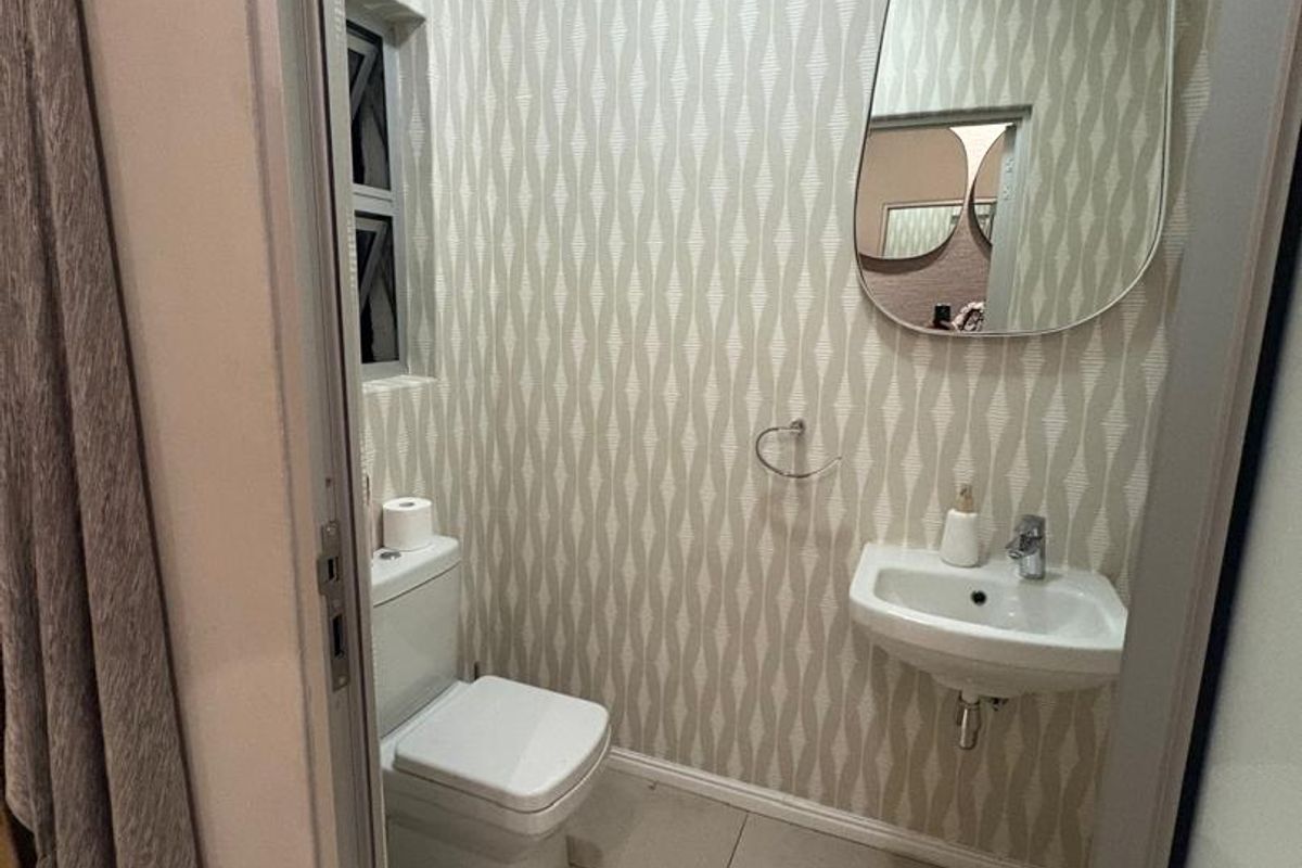 Retail Space for Sale – Prime Location in Sam Nujoma Street - Photo 4