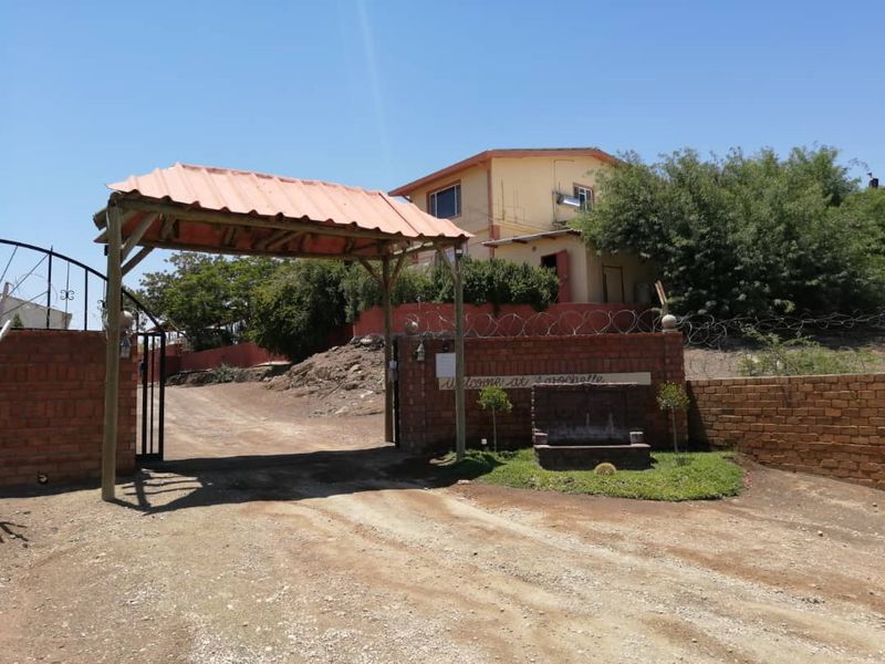 Beautiful and popular guest house for sale in Keetmanshoop – Namibia - Photo 3