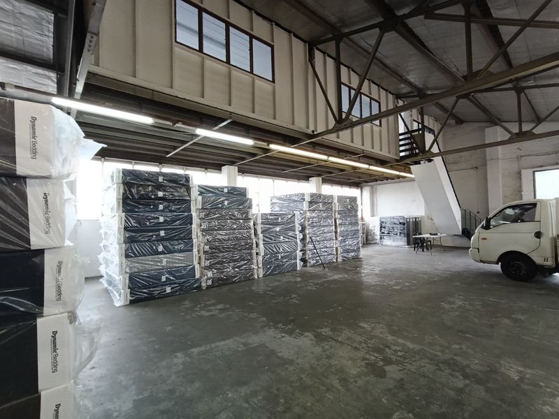 INDUSTRIAL WORKSHOP / FACTORY TO LET – NEAR ST JOHNS, PINETOWN - Photo 10