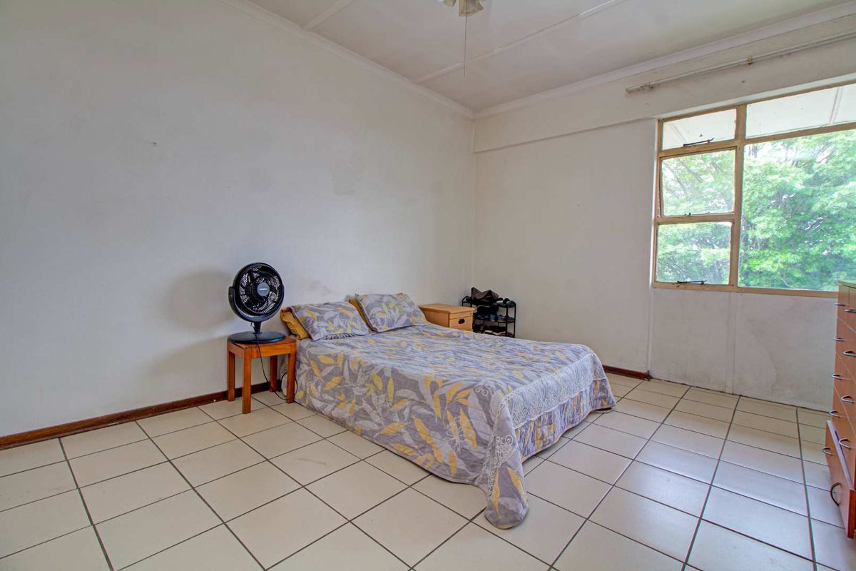 Generous Space ,Your New Home Awaits - Photo 4