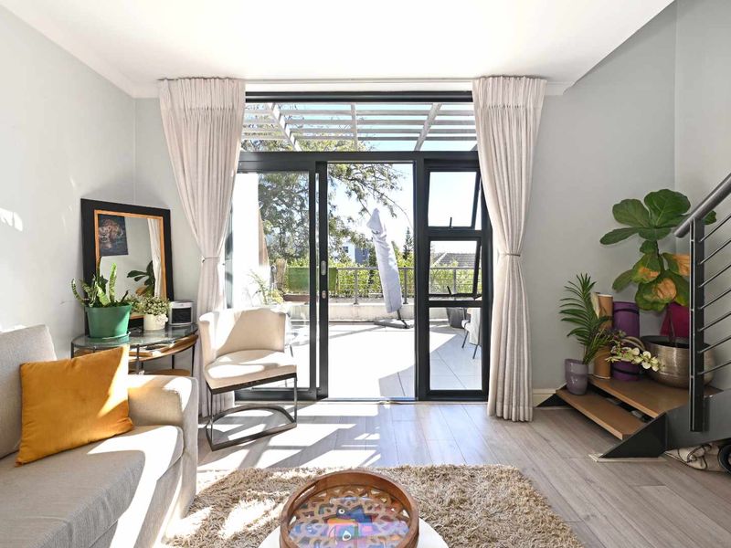 Light-Filled North-Facing Duplex with Mountain Views | Kenilworth Upper - Photo 10