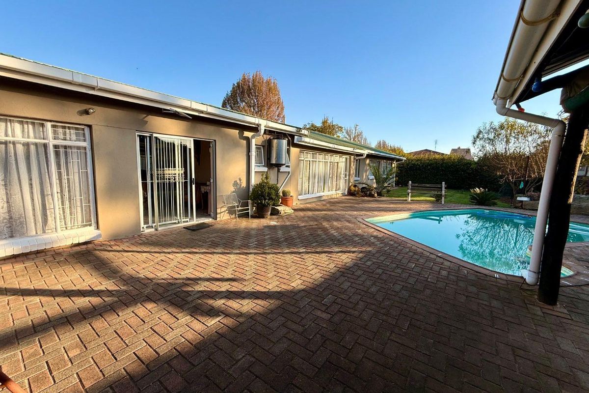 4 Bedroom house for sale in Vryheid - Photo 5